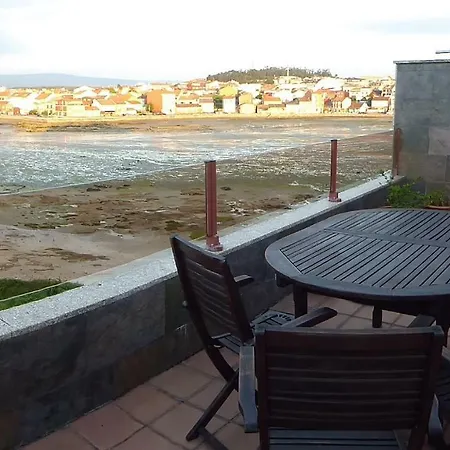 Atico Apartamento En Linea De Playa * O Grove